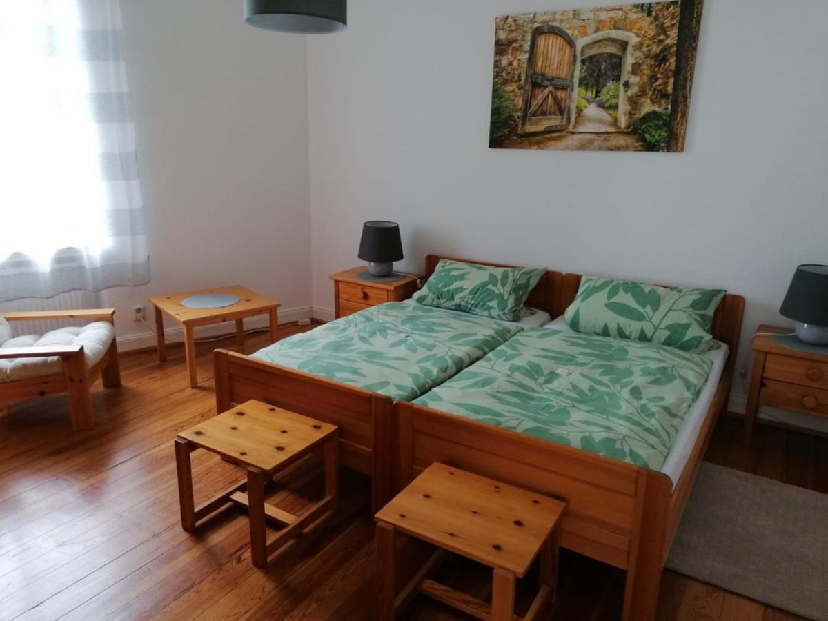 Mosel-Ferienwohnung Bewo 베른카슈텔쿠에스 외부 사진